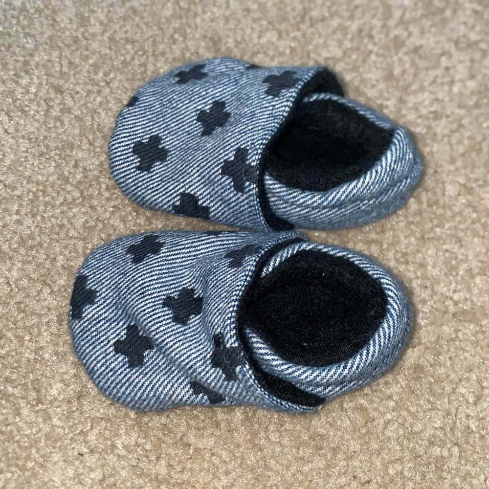 Baby Gap and potato feet booties bundle of 3 0-6 Months